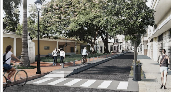 Aceras en los dos lados de la vía